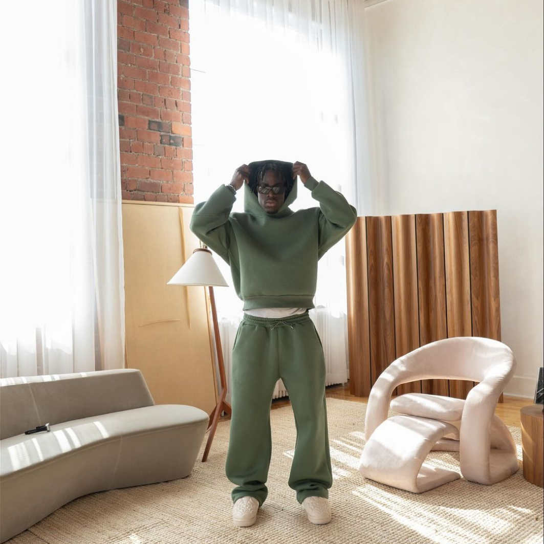 EVERYDAY MONOCHROME TRACKSUIT