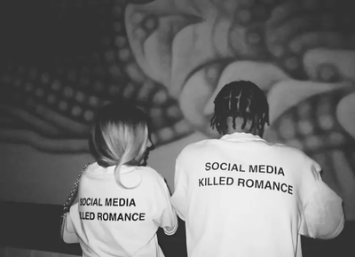 SOCIAL MEDIA KILLED ROMANCE T-SHIRT